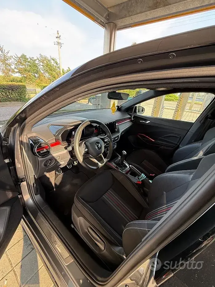 Usata Skoda Fabia Monte Carlo 80 CV (58 kW) 2024 Giallo Utilitaria