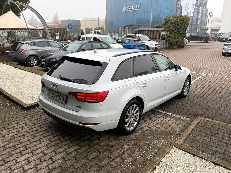 Usata Audi A4 Business 190 CV (139 kW) 2016 Bianco Station wagon