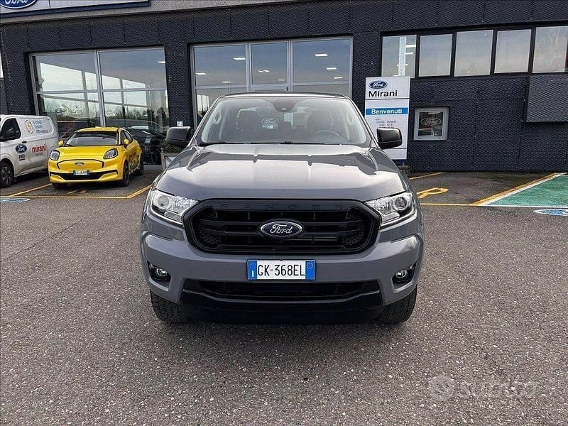 Usata Ford Ranger XLT 170 CV (125 kW) 2022 Grigio Pick-up