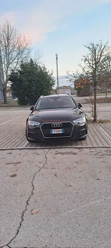 Usata Audi A4 Business Plus 150 CV (110 kW) 2017 Station wagon