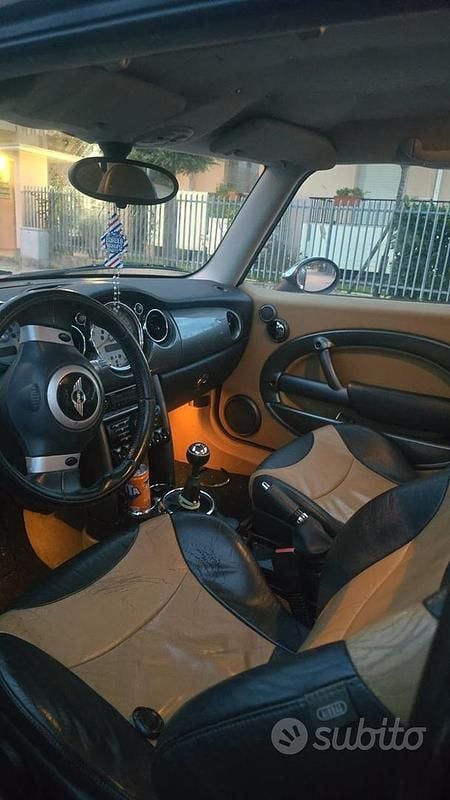 Usata 2006 Mini Cooper Due volumi | 1500 € (Super prezzo) - Immagine 1/4