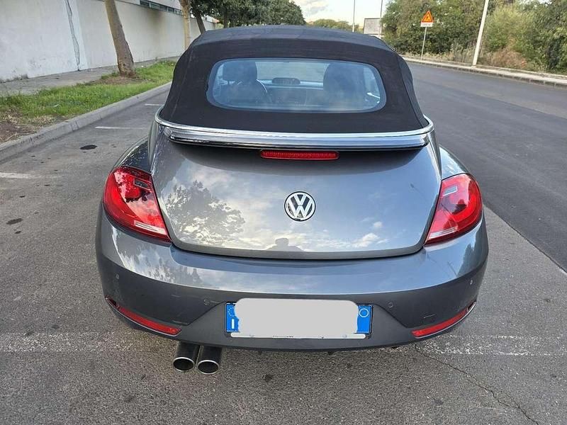 Usata VW Beetle Cabriolet Sportline 160 CV (117 kW) 2014 Cabrio