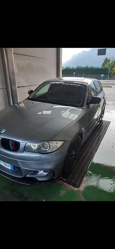 Usata BMW 120 177 CV (130 kW) 2012 Utilitaria