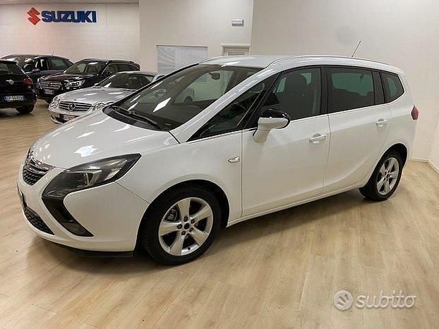 Usata Opel Zafira 150 CV (110 kW) 2013 Bianco Monovolume