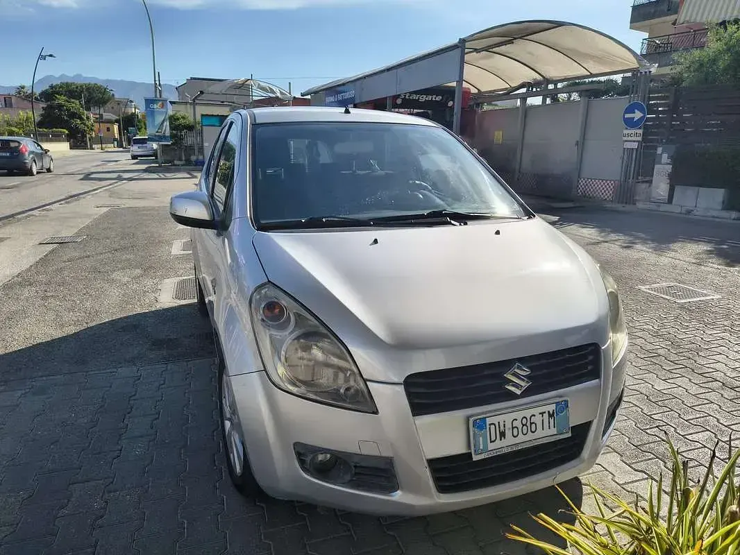 Usata Suzuki Splash GLS 75 CV (55 kW) 2009 Argento Utilitaria