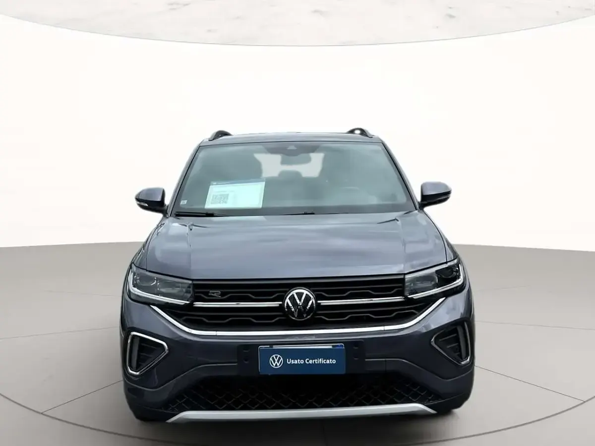 Usata VW T-Cross R-line Plus 116 CV (85 kW) 2025 Smoky grey metallizzato SUV