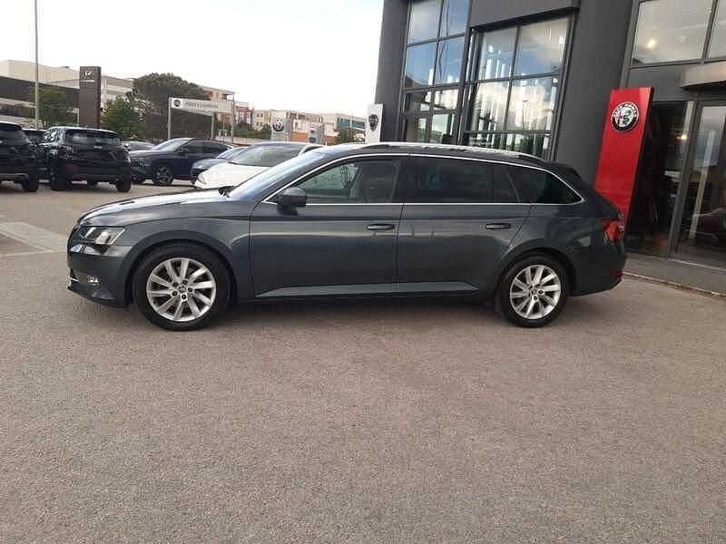 Usata Skoda Superb Executive 150 CV (110 kW) 2019 Bordeaux Station wagon
