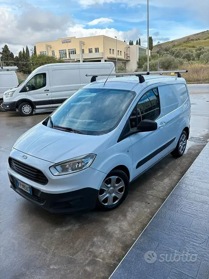 Usata Ford Tourneo Connect 101 CV (74 kW) 2018 Bianco Monovolume