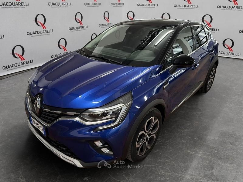 Usata Renault Captur Techno 101 CV (74 kW) 2023 Blu/azzurro SUV