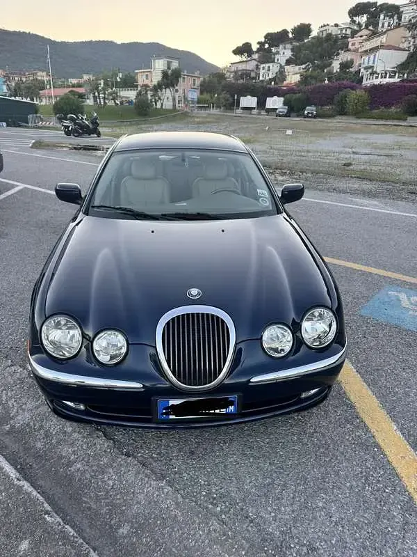 Usata Jaguar S-Type Executive 238 CV (175 kW) 2000 Bluazzurro Berlina