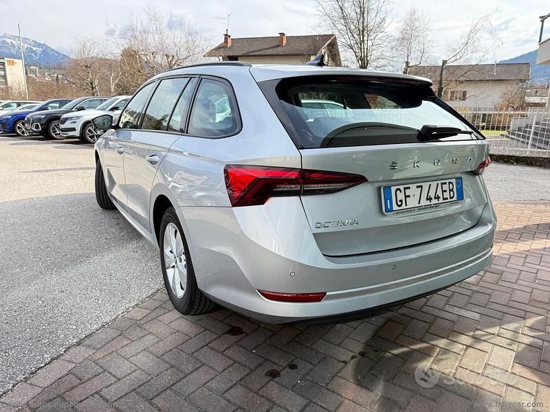 Usata Skoda Octavia 150 CV (110 kW) 2021 Argento Station wagon