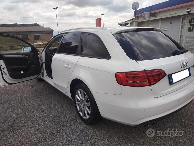 Usata Audi A4 150 CV (110 kW) 2014 Bianco Station wagon