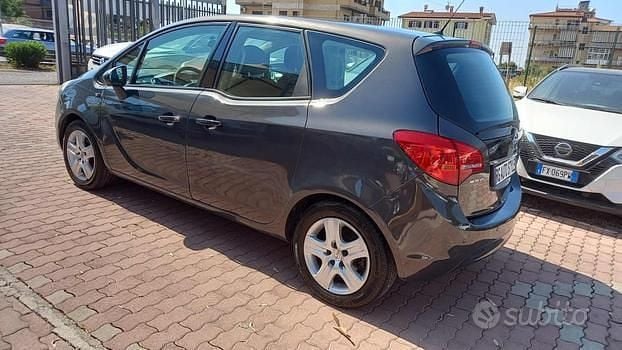 Usata Opel Meriva Cosmo 119 CV (87 kW) 2016 Monovolume