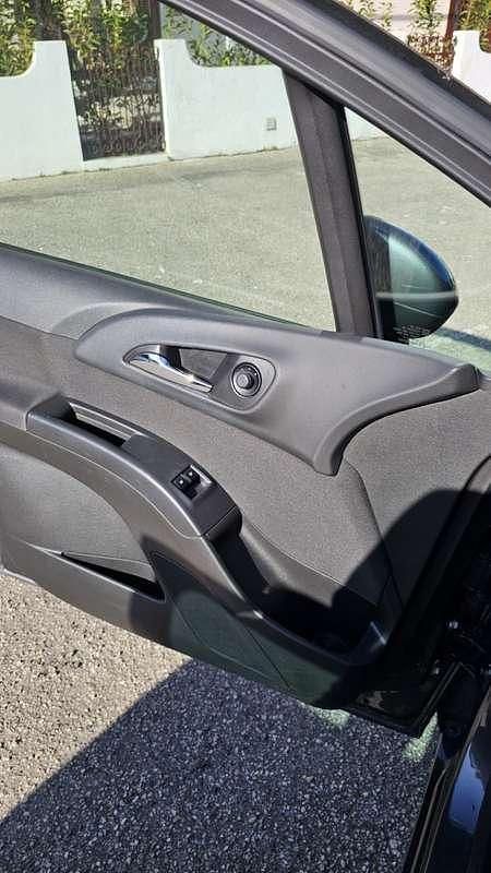 Gebraucht Opel Meriva Cosmo 95 PS (69 kW) 2012 Van / Kleinbus
