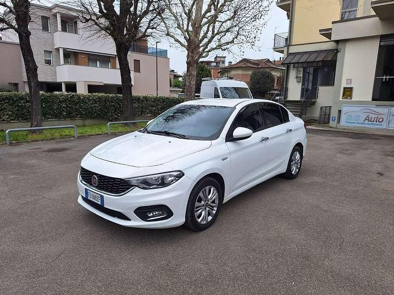 Usata Fiat Tipo Opening Edition 120 CV (88 kW) 2016 Bianco Berlina