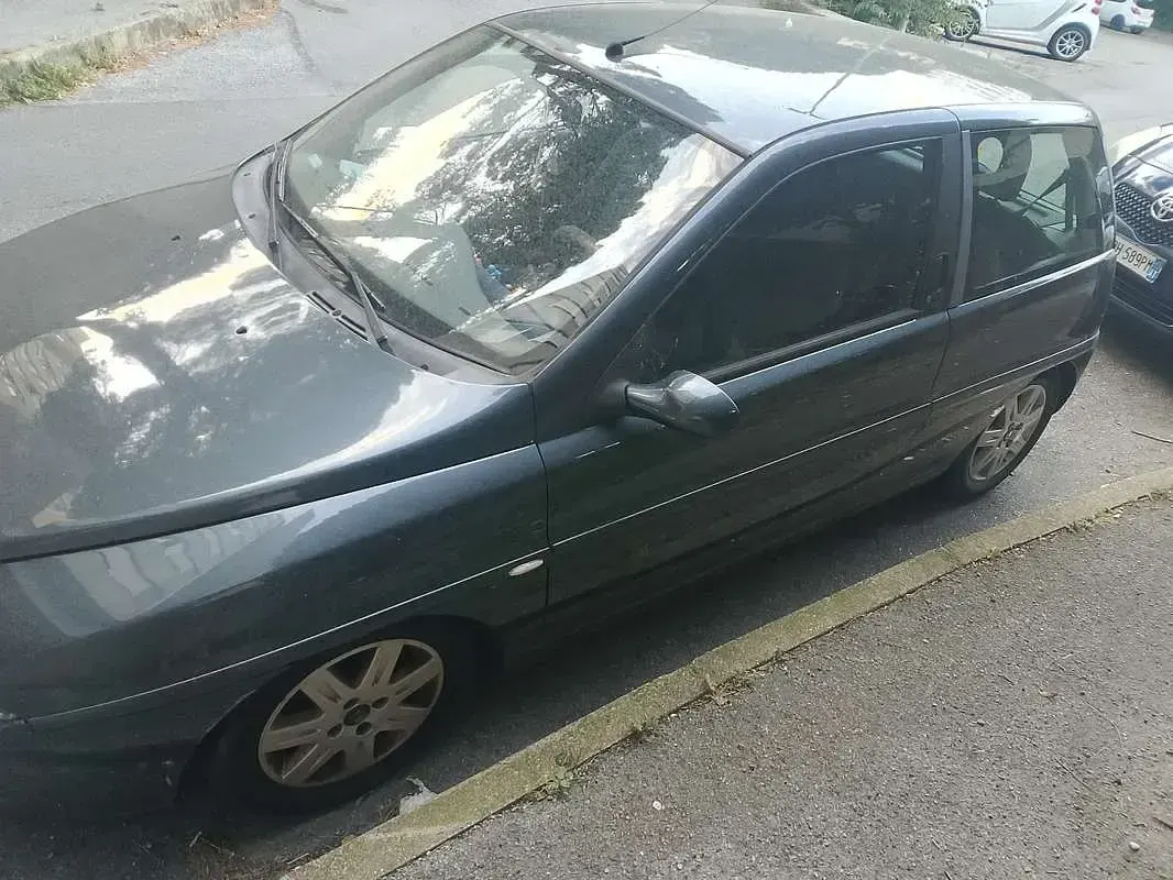 Usata Lancia Ypsilon 80 CV (58 kW) 2000 Utilitaria