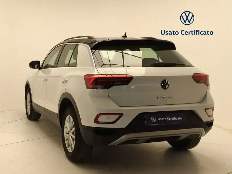 Gebraucht VW T-Roc Life 110 PS (80 kW) 2023 Weiß SUV
