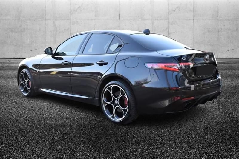 Usata Alfa Romeo Giulia Veloce 280 CV (205 kW) 2024 Nero metallizzato Berlina