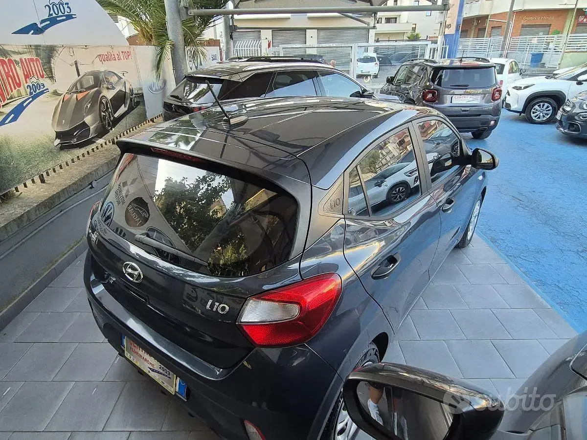 Usata Hyundai i10 Prime 68 CV (50 kW) 2022 Nero Utilitaria