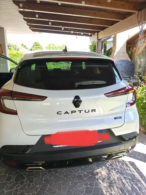 Usata Renault Captur Engineered 94 CV (69 kW) 2024 SUV