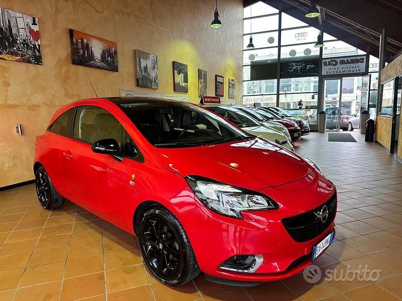 Rosso Usata 2015 Opel Corsa Coupé | 7900 € (Buon prezzo) - Immagine 1/4