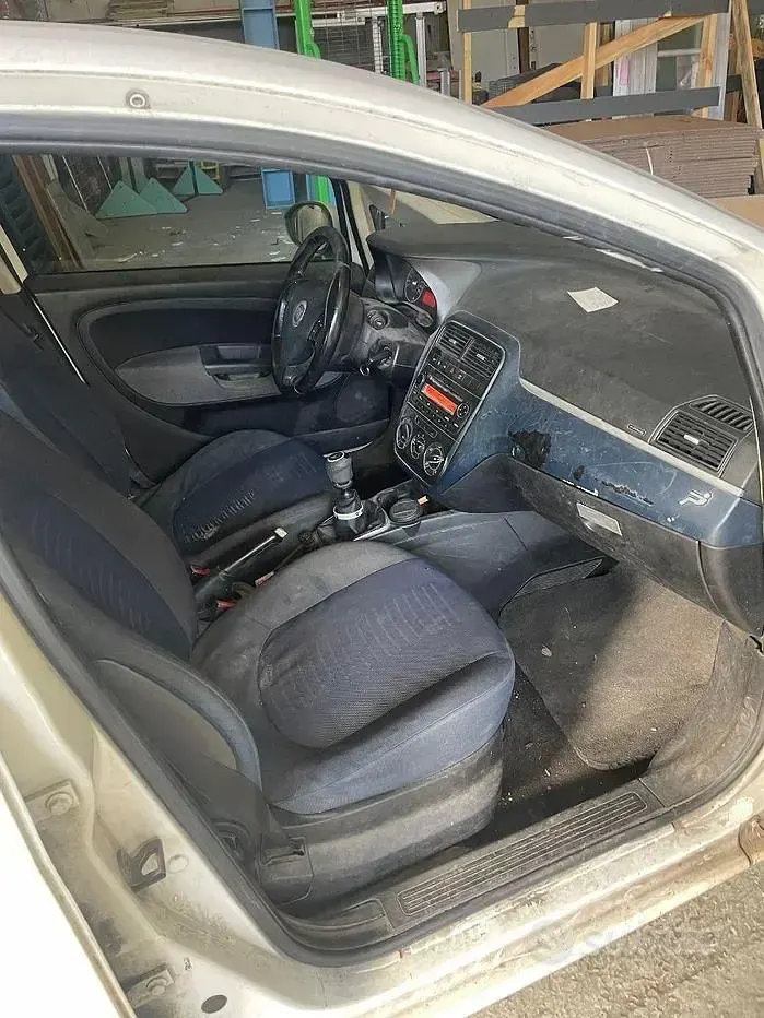 Usata Fiat Punto 60 CV (44 kW) 2007 Bianco Utilitaria