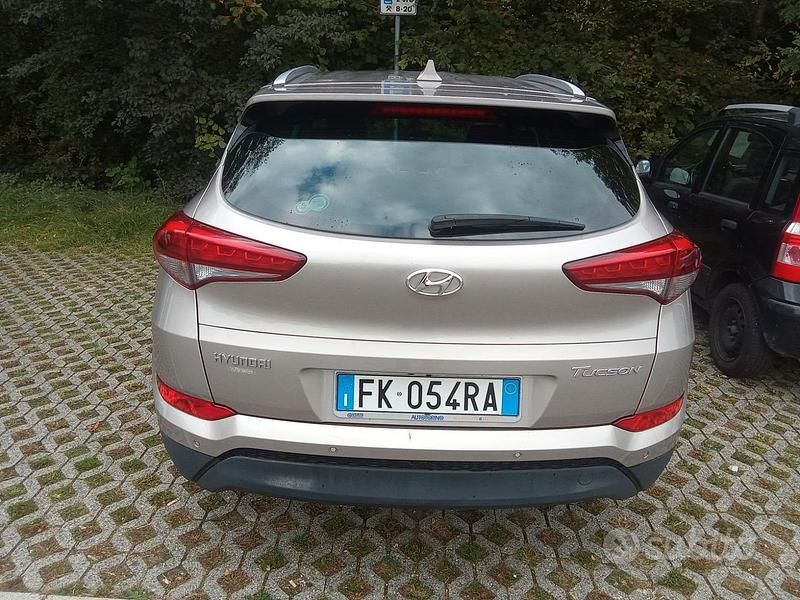 Usata Hyundai Tucson 136 CV (100 kW) 2017 Grigio SUV