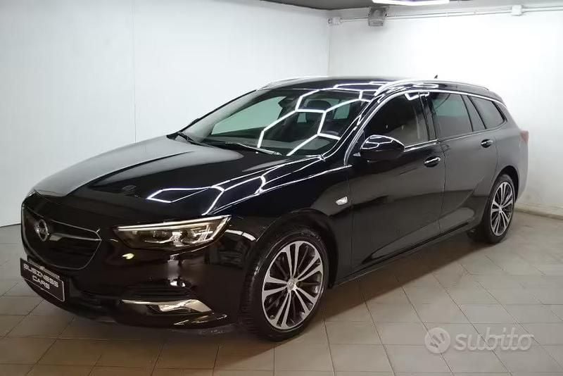 Usata Opel Insignia Innovation 136 CV (100 kW) 2020 Nero Station wagon