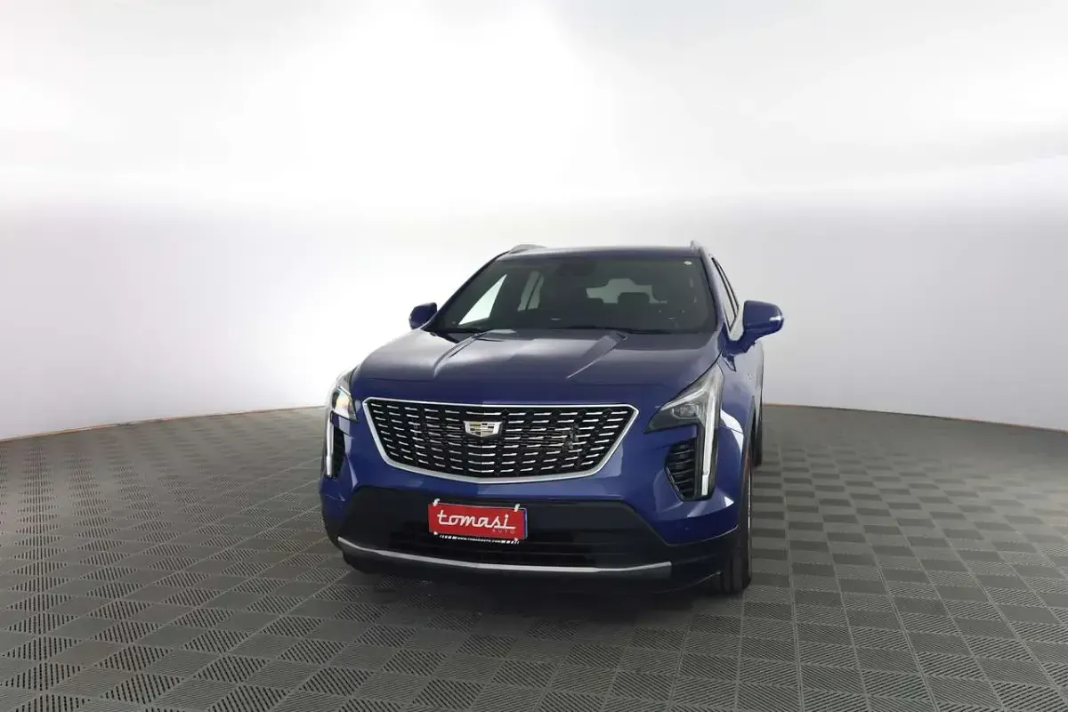 Usata Cadillac XT4 174 CV (127 kW) 2022 Wave blue SUV
