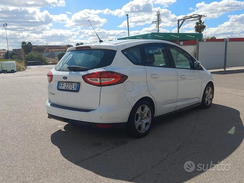 Usata Ford C-MAX 125 CV (91 kW) 2016 Monovolume