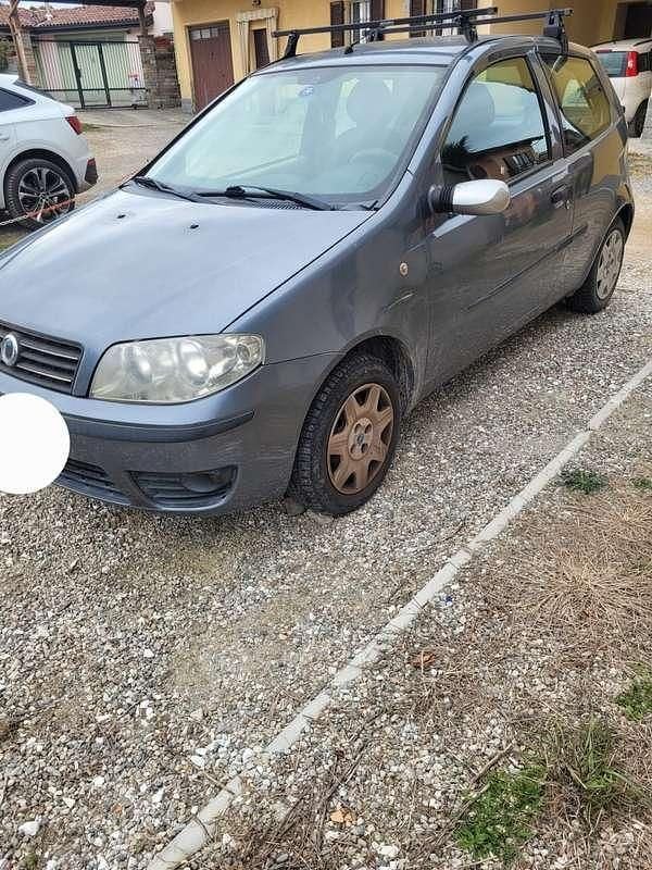 Usata Fiat Punto 60 CV (44 kW) 2004 Berlina