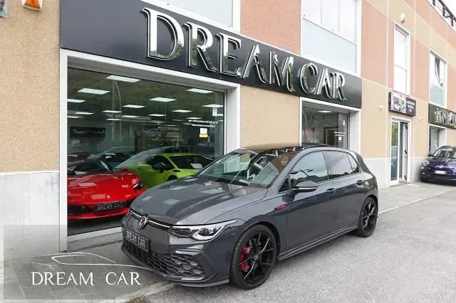 Usado VW Golf VIII GTI 245 HP (180 kW) 2024