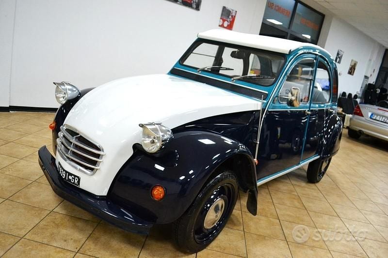 Usata Citroën 2CV Charleston 29 CV (21 kW) 1982 Blu Berlina