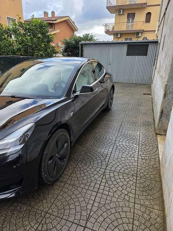 Usata Tesla Model 3 Standard Range 88 kW (120 CV) 2020 Nero Berlina
