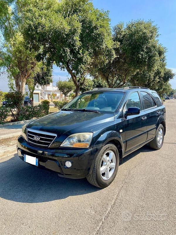 Nero Usata 2007 Kia Sorento SUV | 3800 € (Buon prezzo) - Immagine 1/4
