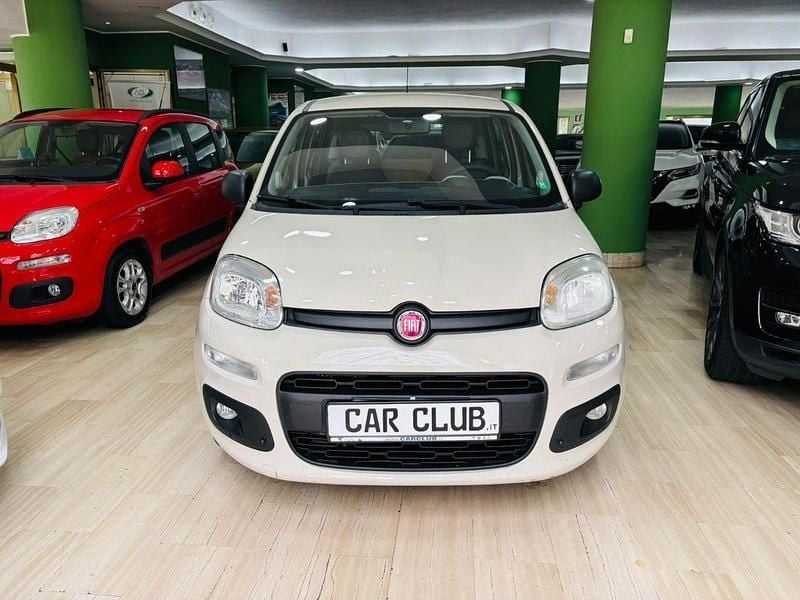 Usata Fiat Panda Lounge 95 CV (69 kW) 2017 Beige Utilitaria