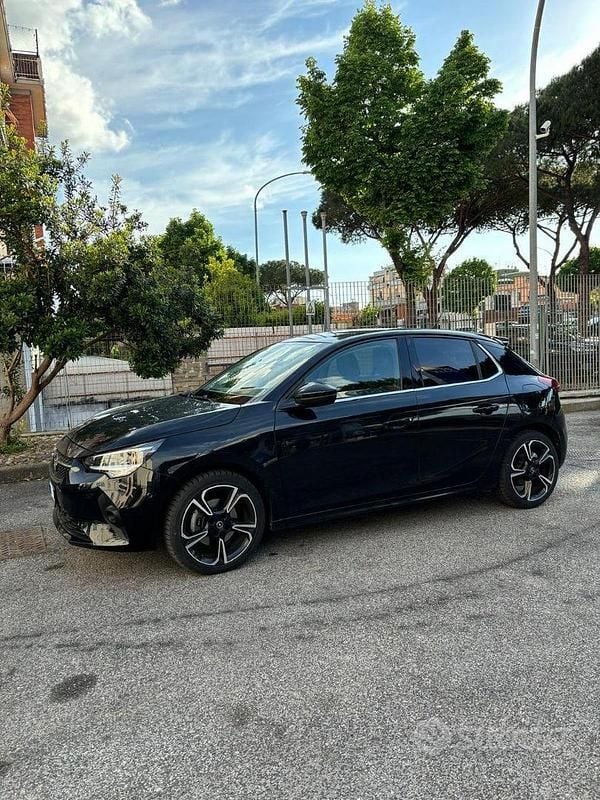 Usata Opel Corsa Elegance 101 CV (74 kW) 2020 Nero Utilitaria