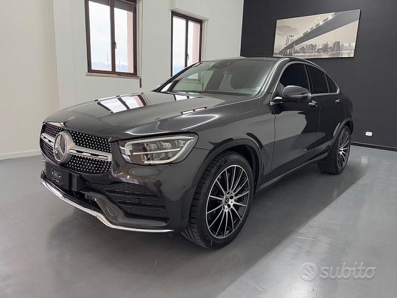 Usata Mercedes GLC300 Premium 245 CV (180 kW) 2020 Grigio Station wagon