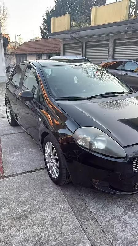 Usata Fiat Grande Punto 2009 Nero Utilitaria