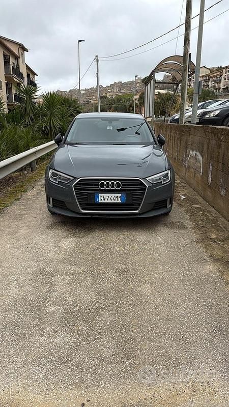 Usata Audi A3 Sport 2020 Grigio Berlina