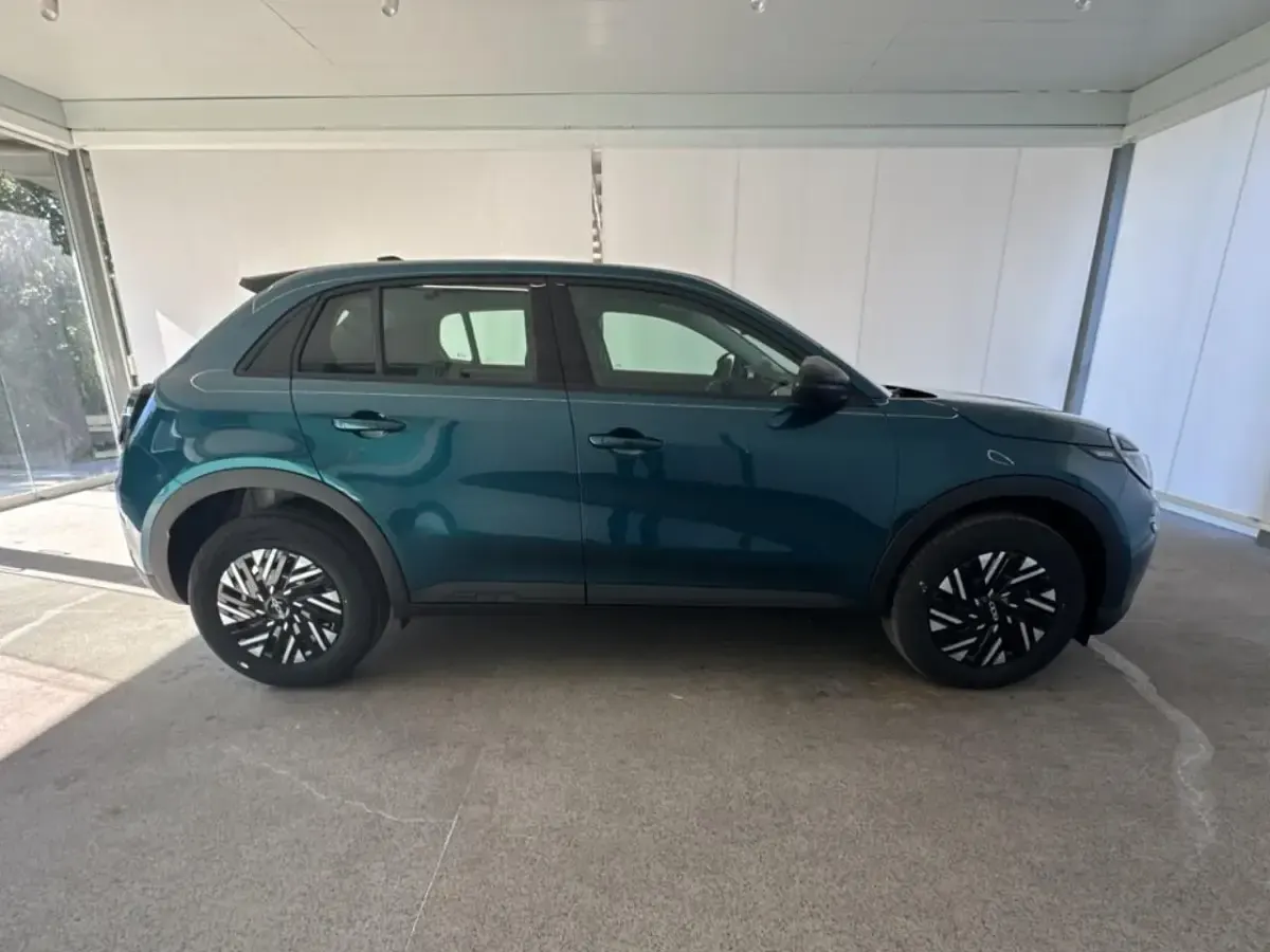 Nouvelle Fiat 600 110 ch (80 kW) 2025 Vert SUV