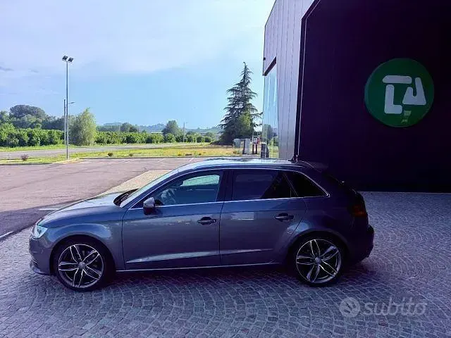 Usata Audi A3 Ambiente 125 CV (91 kW) 2015 Grigio Berlina