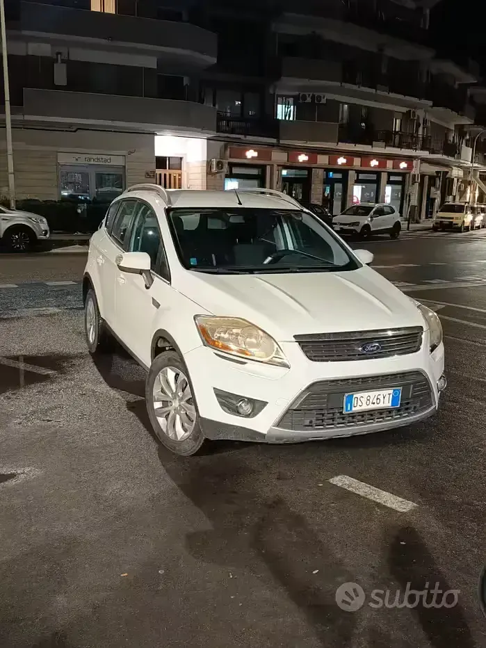 Usata Ford Kuga 136 CV (100 kW) 2008 Bianco SUV