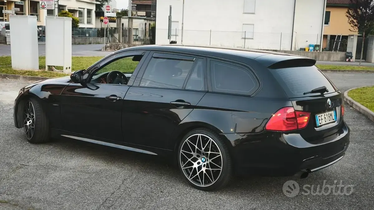 Usata BMW 320 M Sport 184 CV (135 kW) 2011 Nero Station wagon
