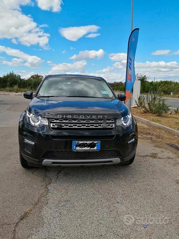 Usata 2017 Land Rover Discovery Sport HSE SUV | 18.000 € (Buon prezzo) - Immagine 1/4