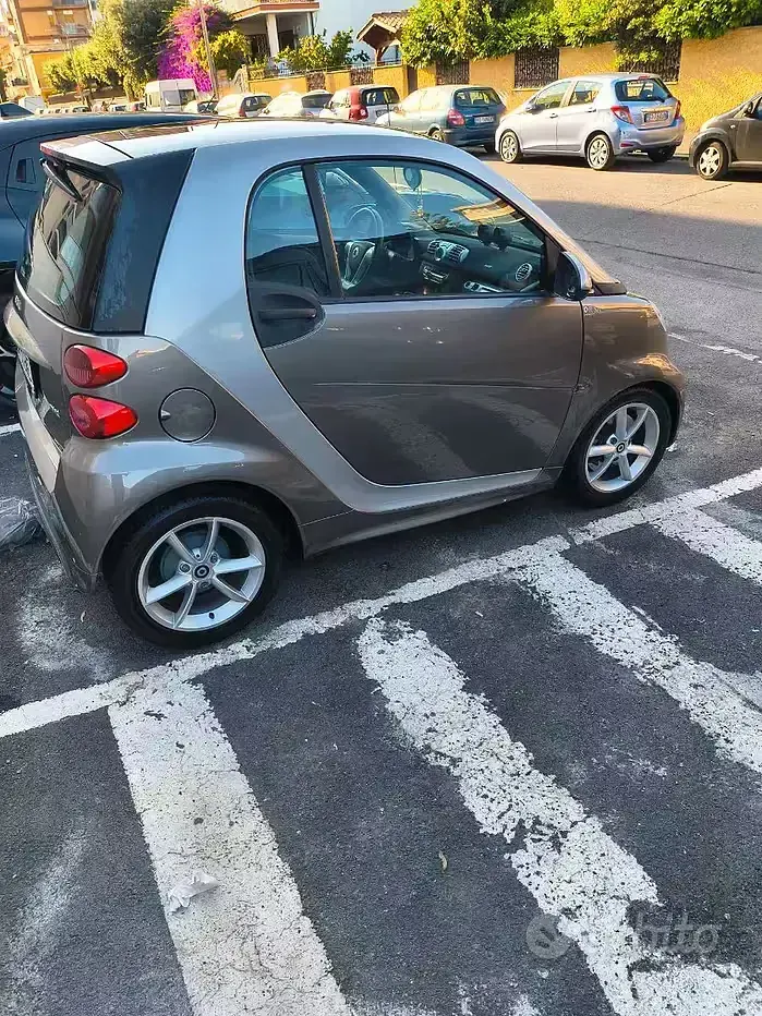 Usata Smart ForFour 64 CV (47 kW) 2013 Marrone Utilitaria