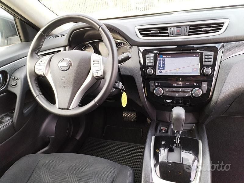 Usata Nissan X-Trail Tekna 130 CV (95 kW) 2017 Grigio SUV