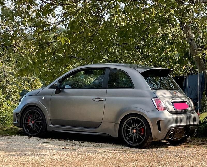 Usata Abarth 695 190 CV (139 kW) 2015 Grigio Utilitaria