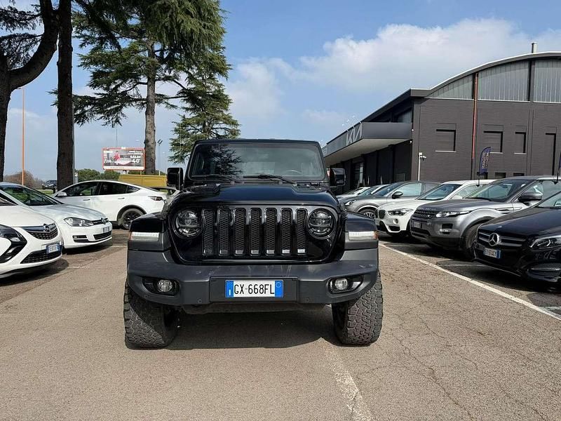 Usata Jeep Wrangler Sahara 200 CV (147 kW) 2019 Nero SUV