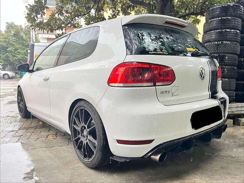 Usata VW Golf VI GTI 211 CV (155 kW) 2011 Bianco Utilitaria